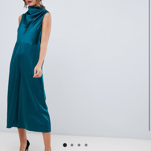 MATCHING SET - emerald green satin jumpsuit and fur coat - Picture 10 of 10